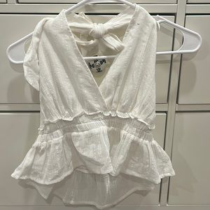 Boutique  White flowy top